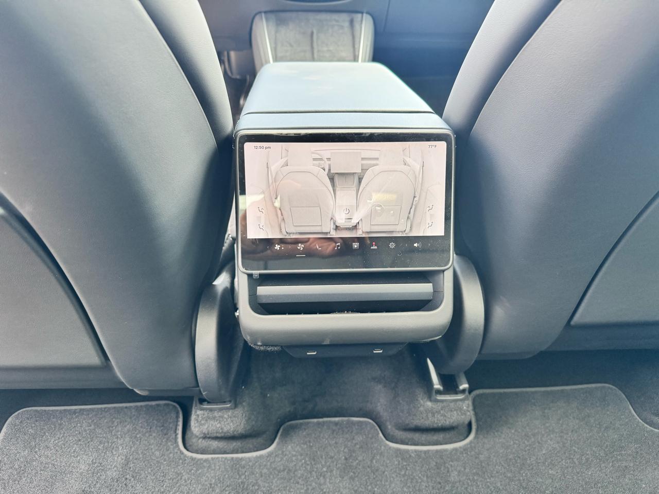 Tesla Model Y Premium RWD 2026