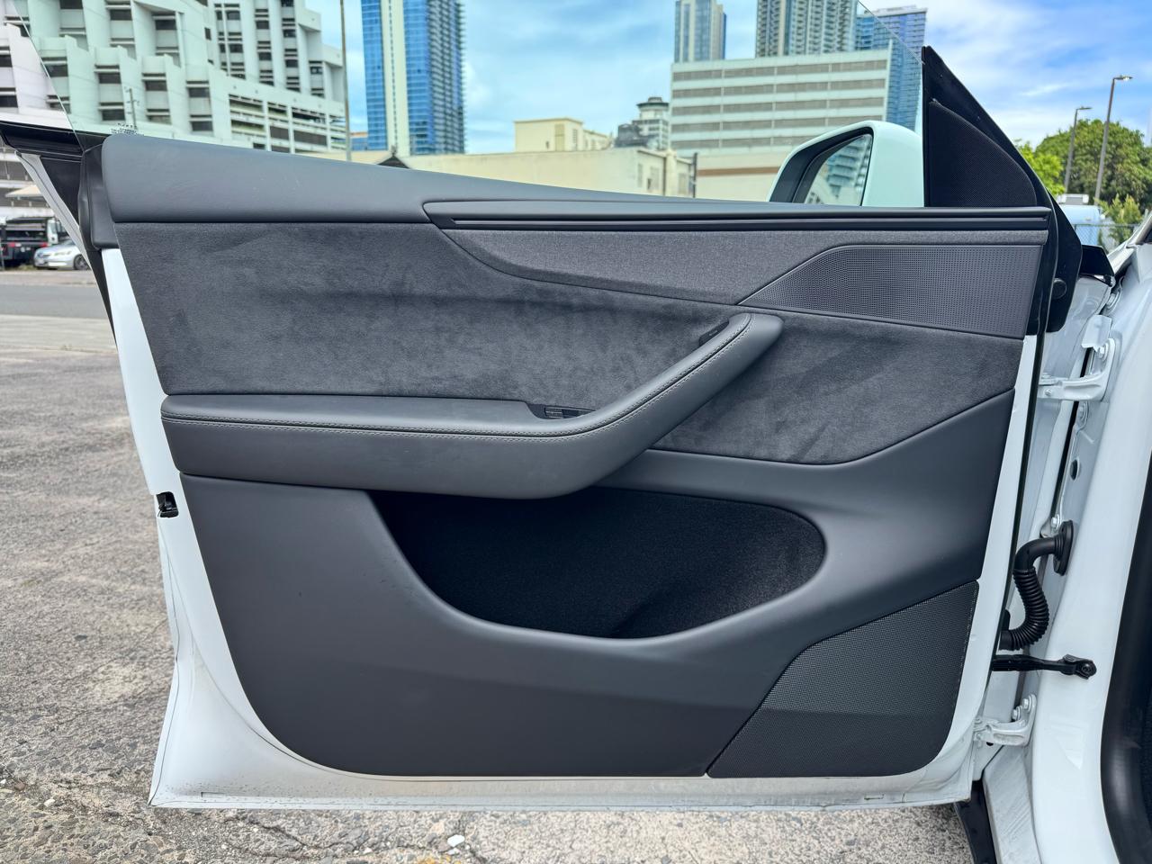 Tesla Model Y Premium RWD 2026