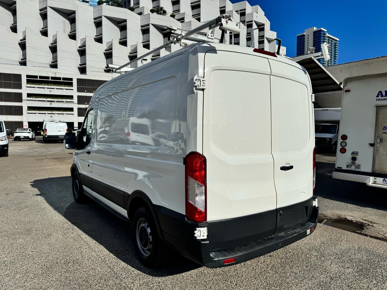 Ford Transit Cargo Van T-150 130" Med Rf 8600 GVWR Sliding RH Dr 2015
