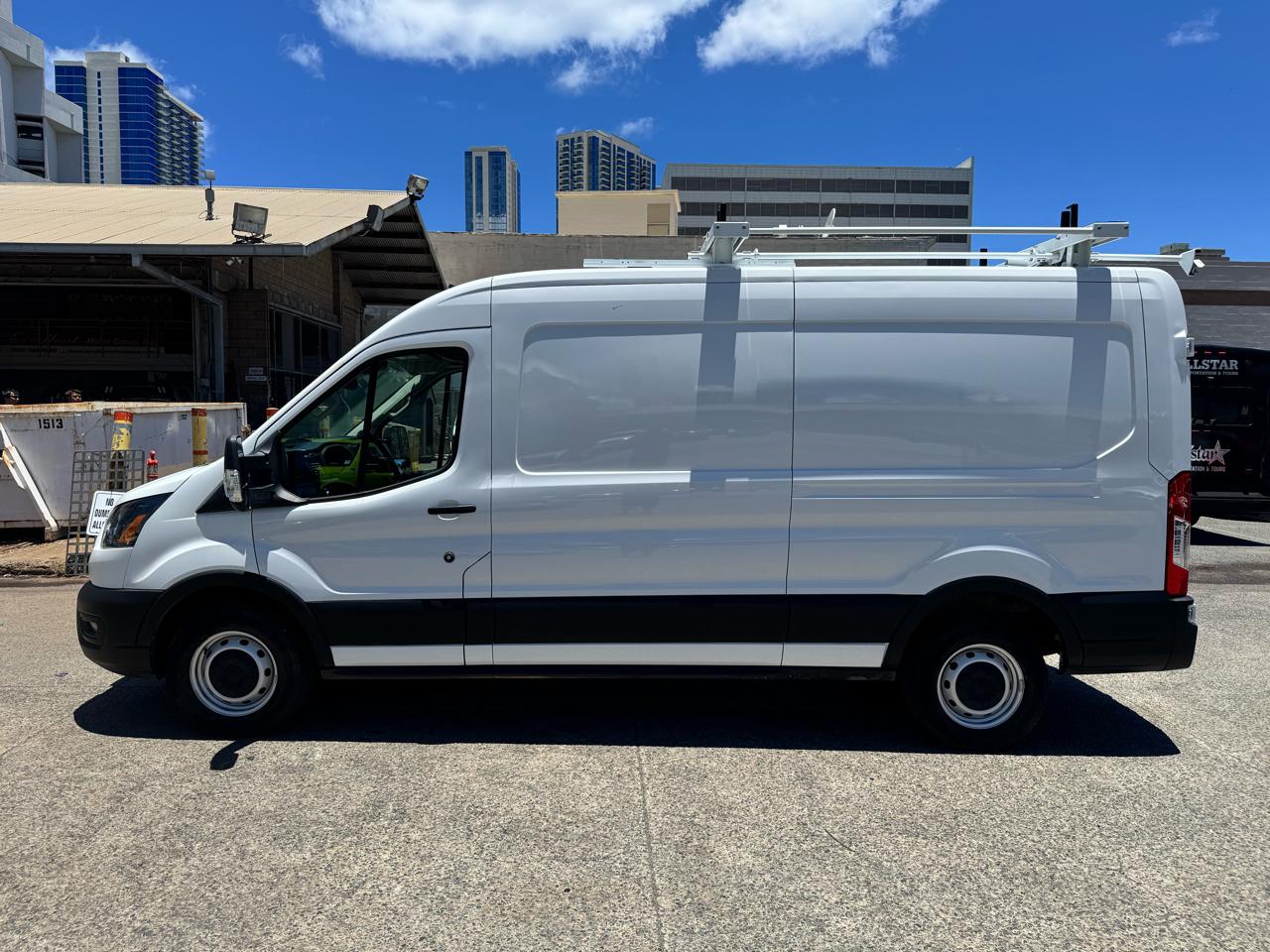 Ford Transit Cargo Van T-250 130" Med Rf 9070 GVWR RWD 2023