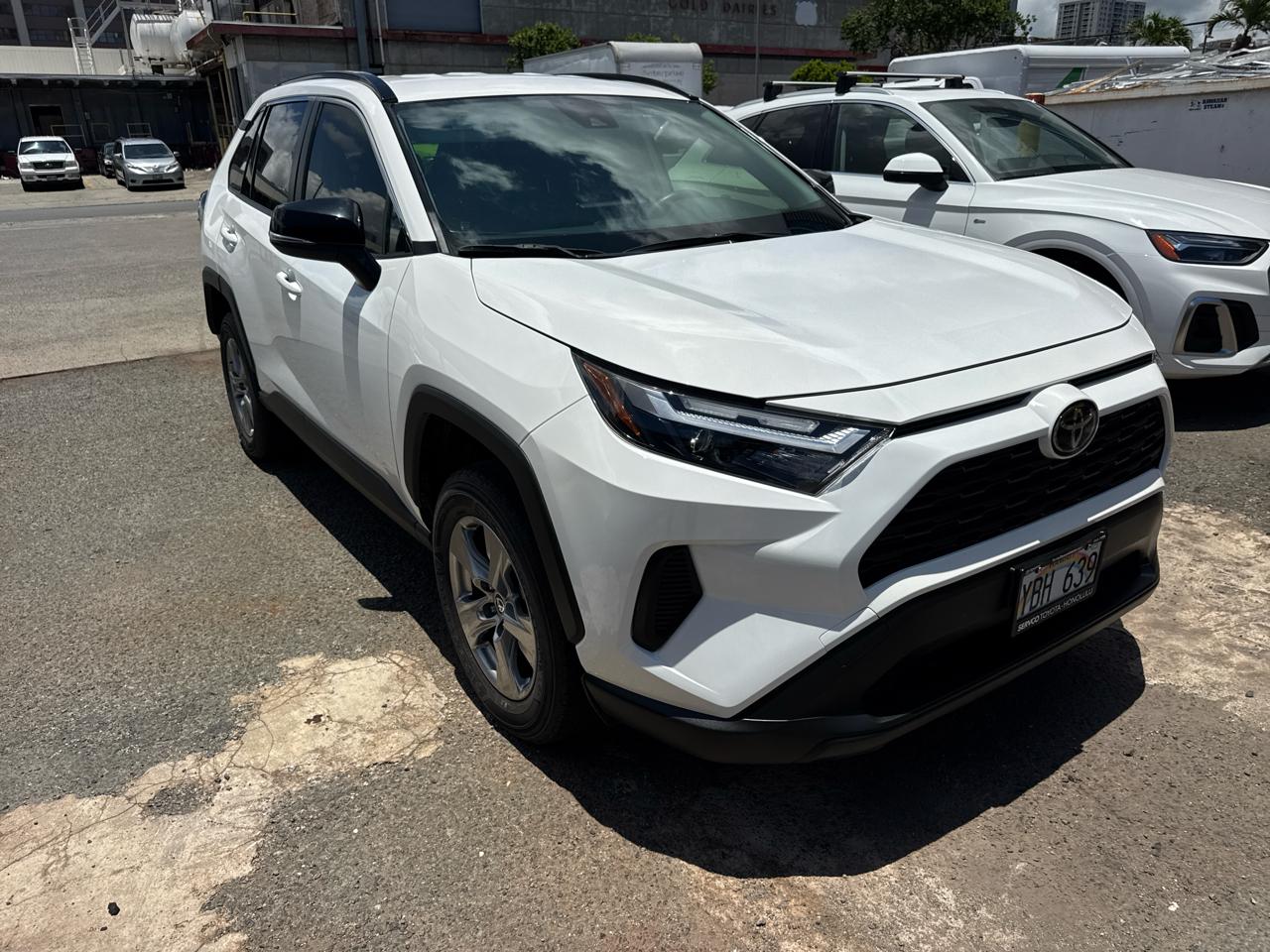 Toyota RAV4 XLE FWD (Natl) 2025