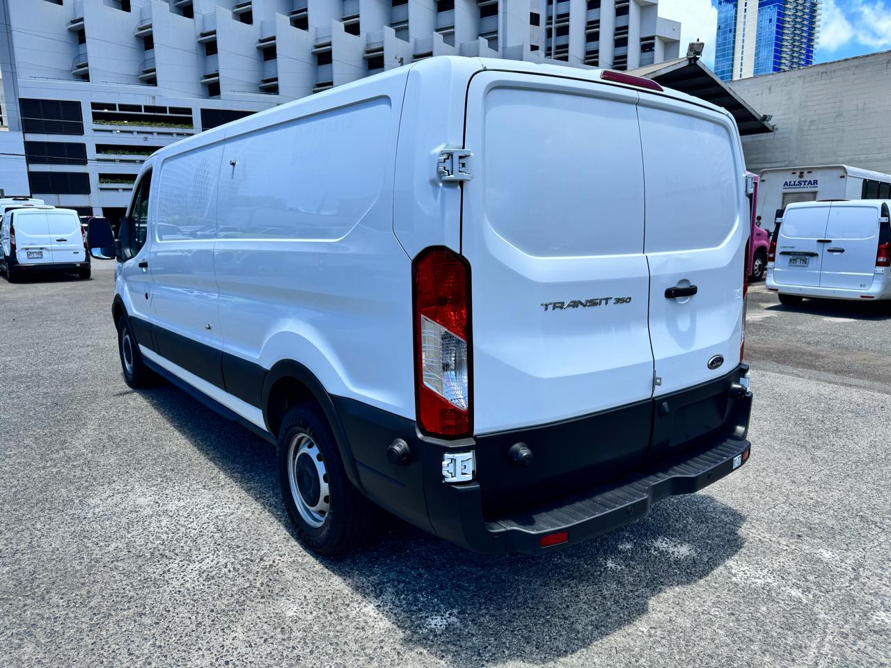 Ford Transit Van T-350 148" Low Rf 9500 GVWR Sliding RH Dr 2018