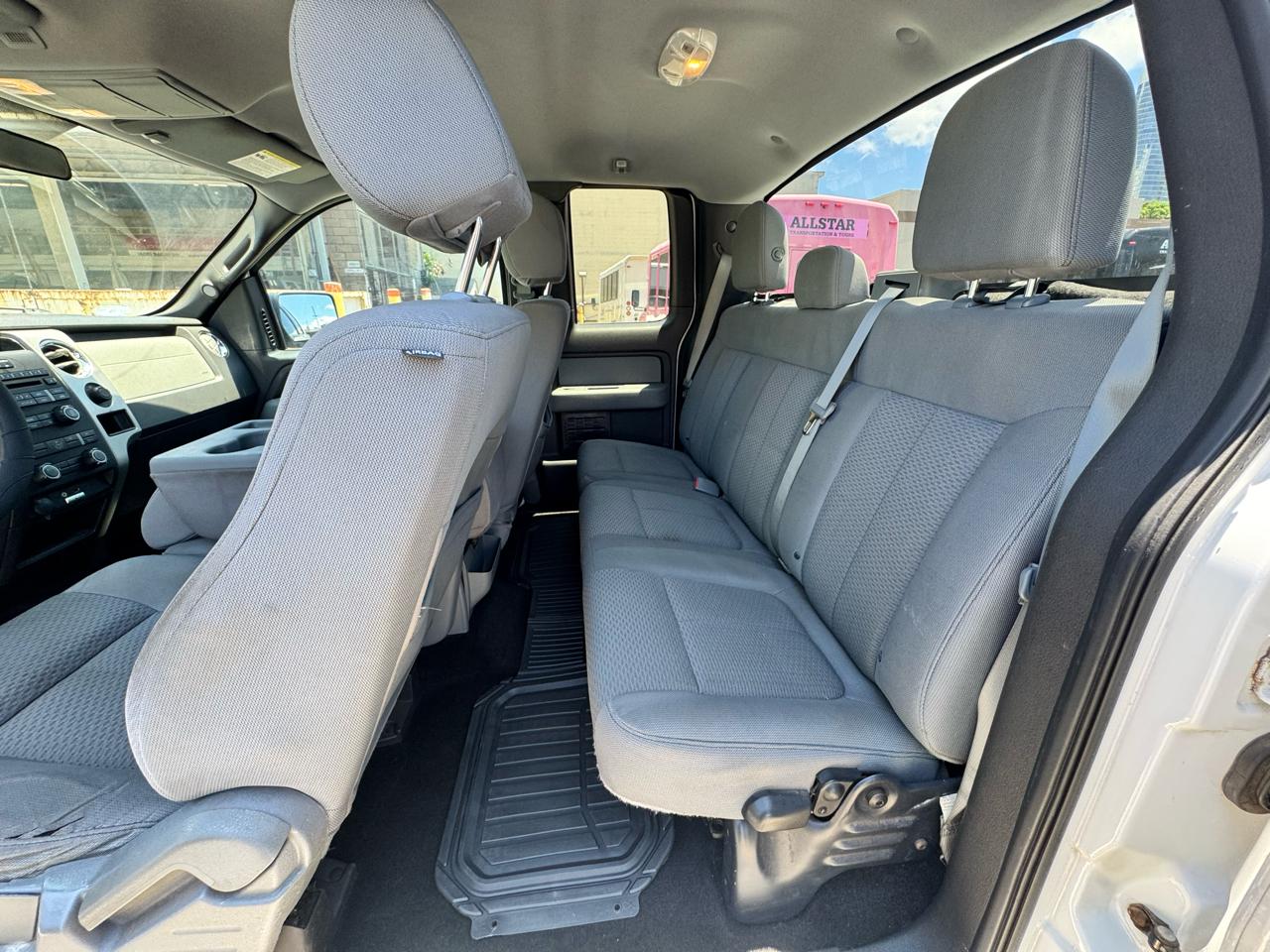Ford F-150 2WD SuperCab 145" Lariat 2014