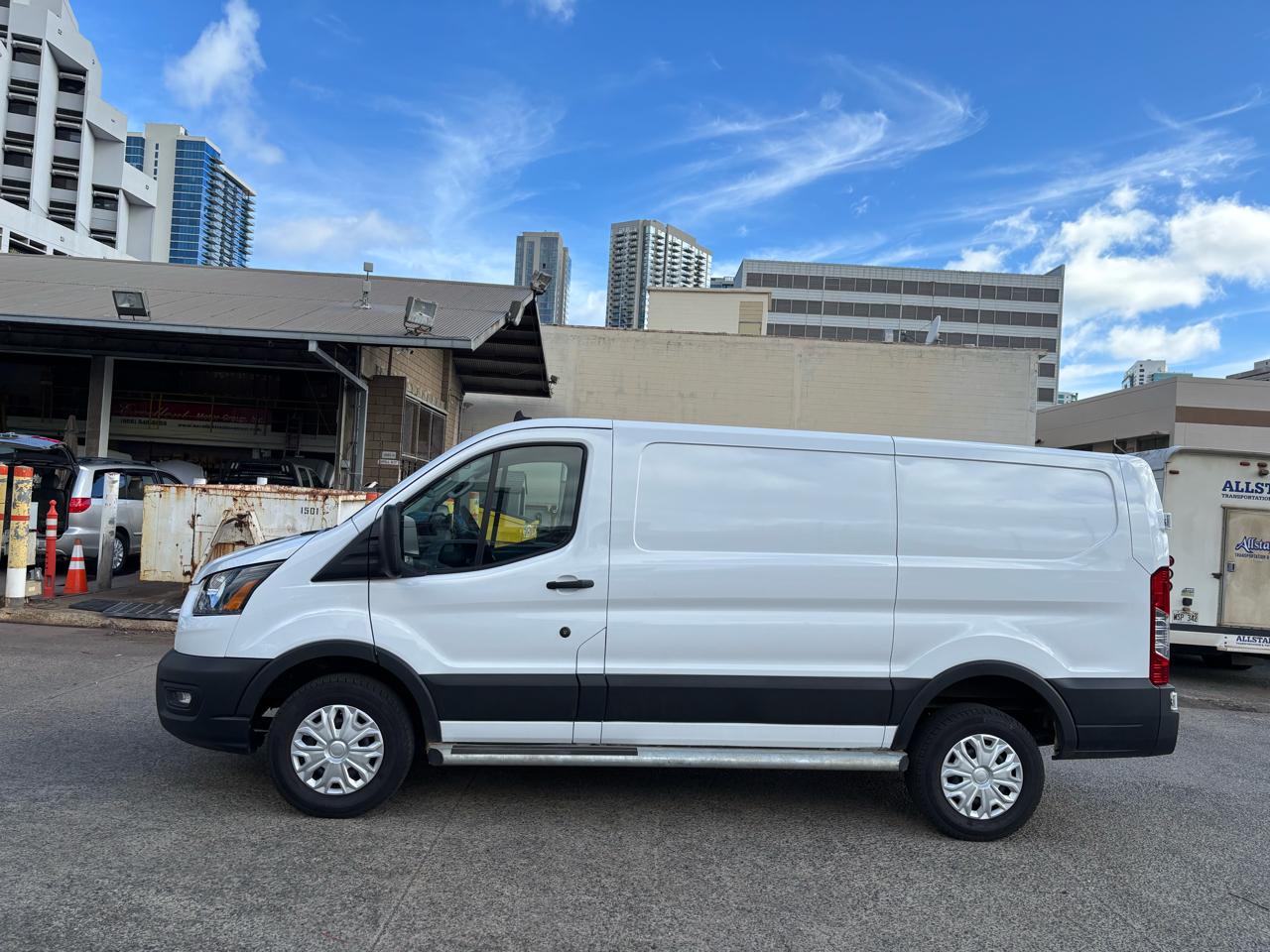 Ford Transit Cargo Van T-250 130" Low Rf 9070 GVWR RWD 2025