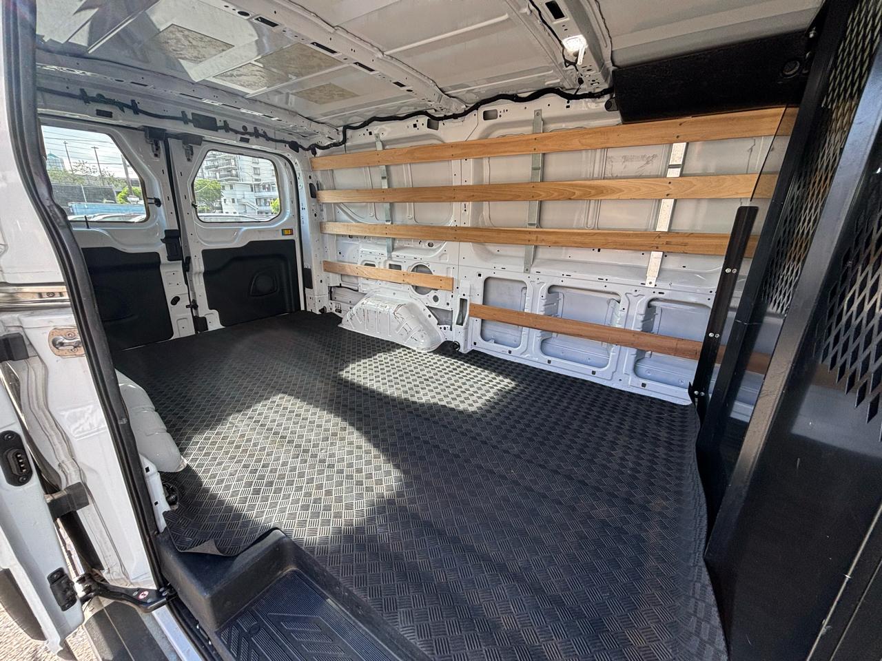 Ford Transit Cargo Van T-250 130" Low Rf 9070 GVWR RWD 2025