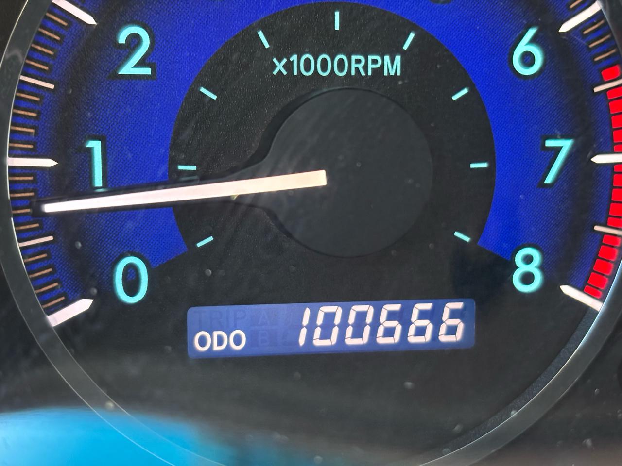 Toyota Sienna 5dr 7-Pass Van XLE FWD (Natl) 2009