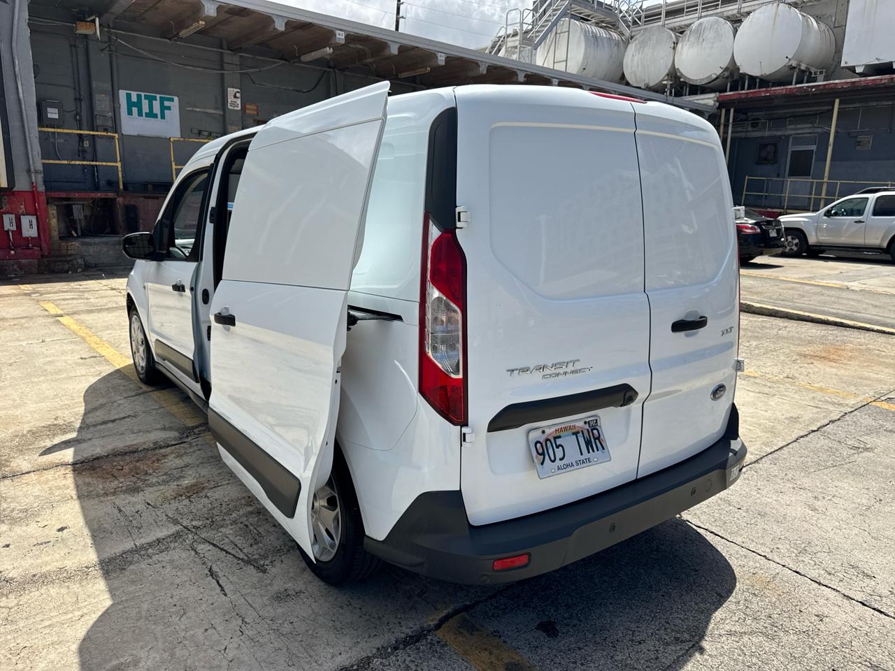Ford Transit Connect Van XLT LWB w/Rear Symmetrical Doors 2017