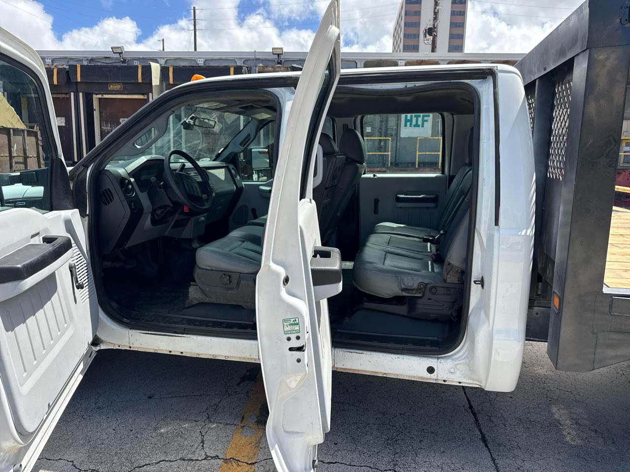 Ford Super Duty F-350 DRW 2WD Crew Cab 176" WB 60" CA Lariat 2012