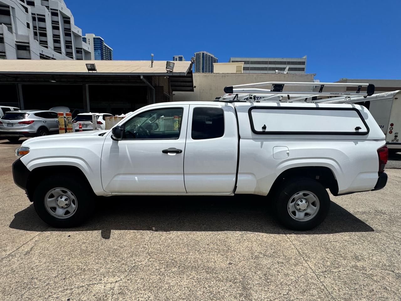 Toyota Tacoma 2WD SR5 Access Cab 6' Bed I4 AT (Natl) 2019