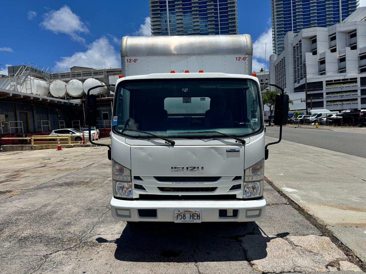 Isuzu NQR  2022