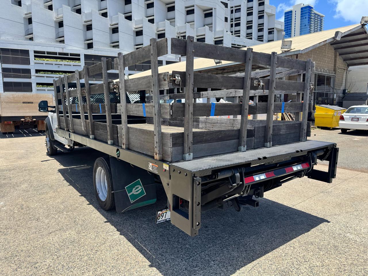 Ford Super Duty F-550 DRW XLT 4WD Reg Cab 145" WB 60" CA 2021