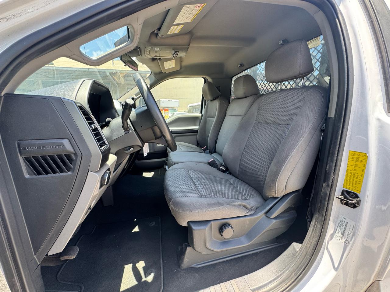 Ford Super Duty F-550 DRW XLT 4WD Reg Cab 145" WB 60" CA 2021