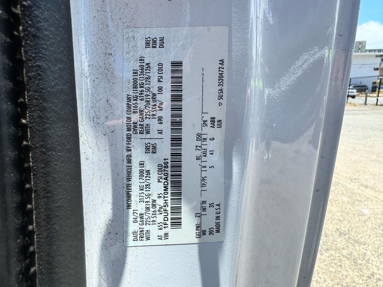 Ford Super Duty F-550 DRW XLT 4WD Reg Cab 145" WB 60" CA 2021