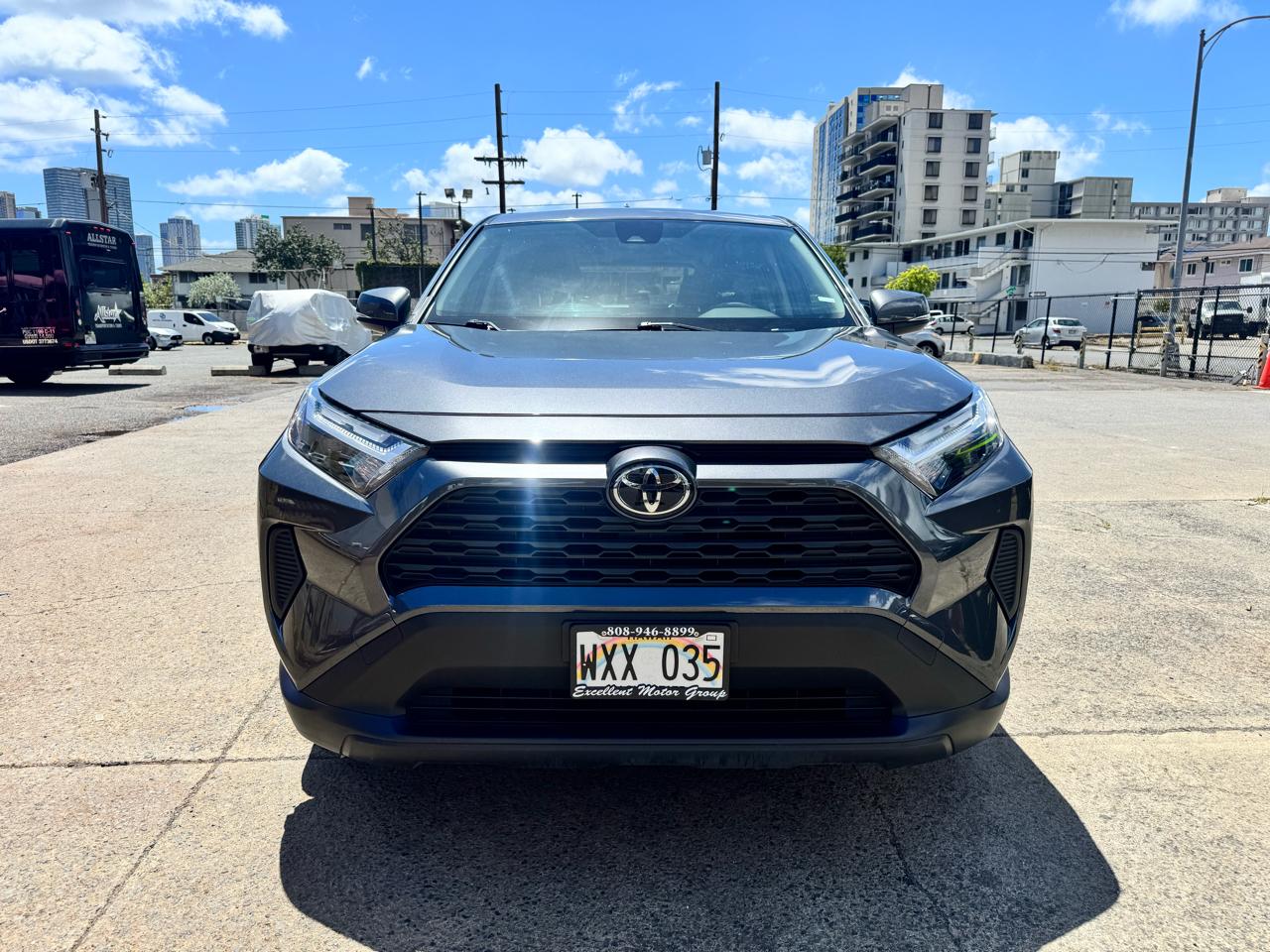 Toyota RAV4 LE FWD (Natl) 2024