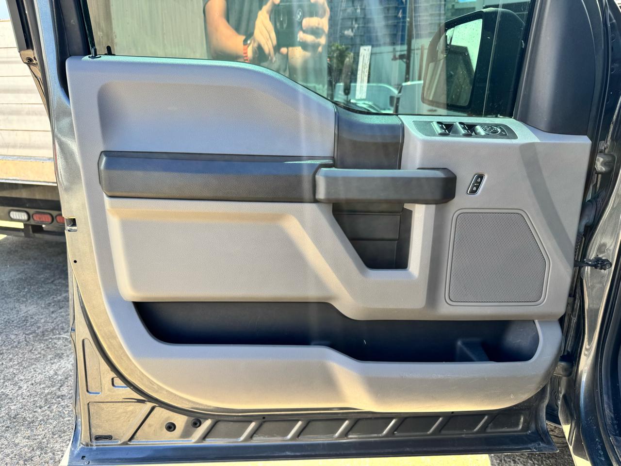 Ford F-150 4WD SuperCrew 145" King Ranch 2016