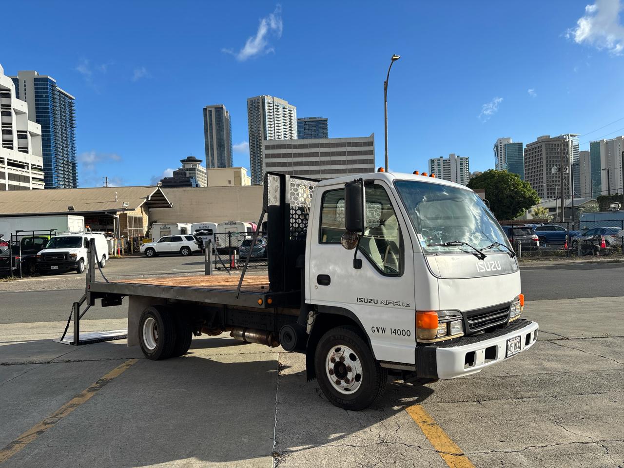 Isuzu NPR HD  2003