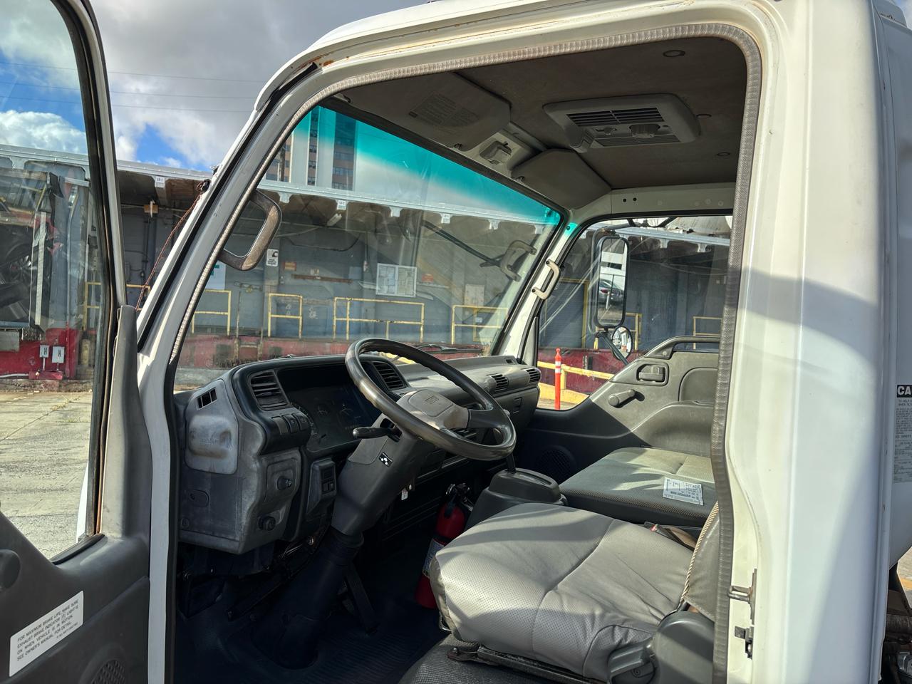 Isuzu NPR HD  2003