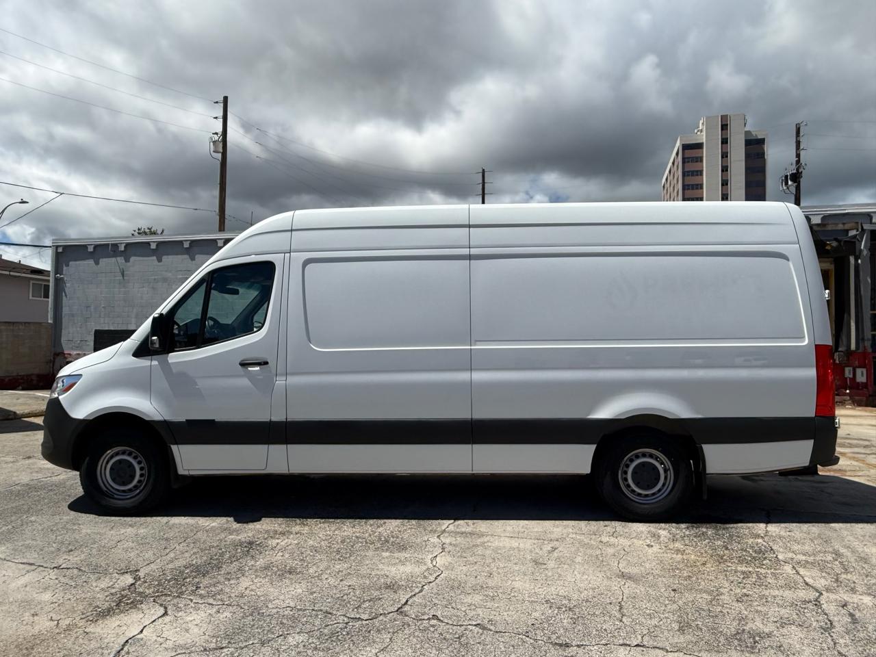 Mercedes-Benz Sprinter Cargo Van 2500 High Roof V6 170" RWD 2019