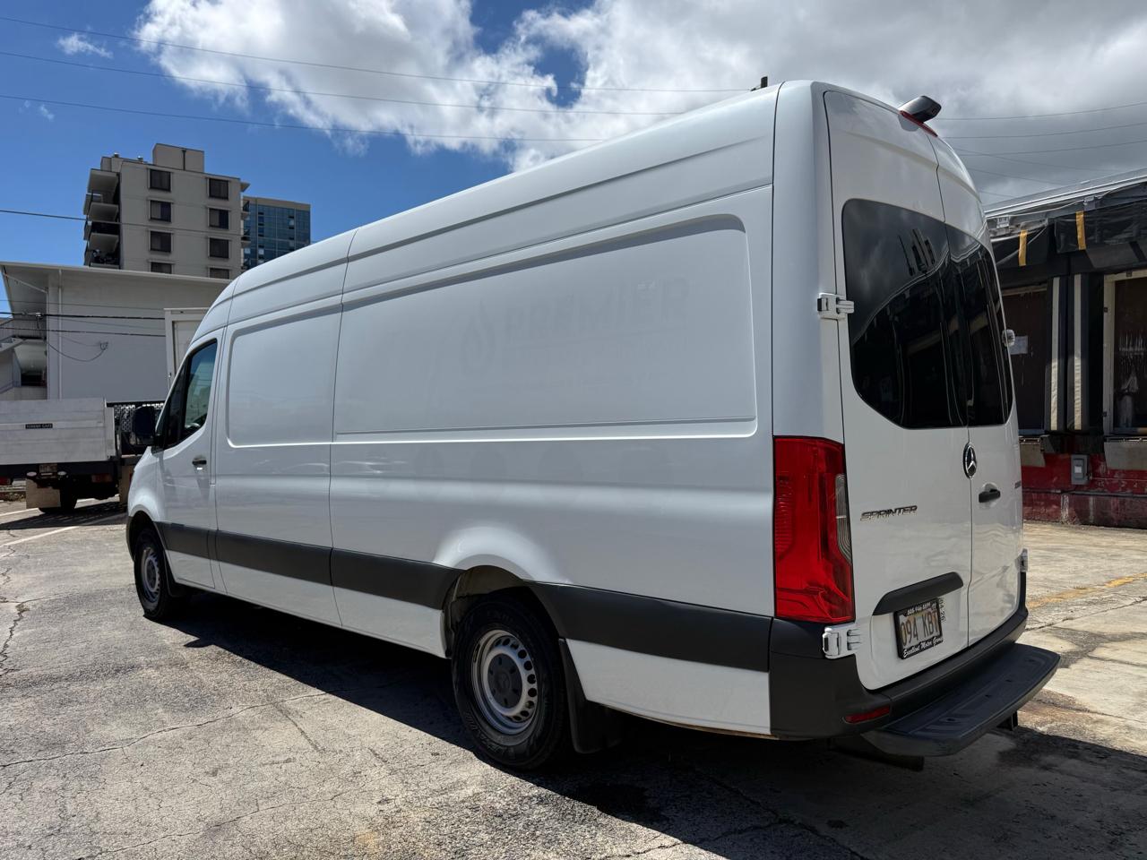 Mercedes-Benz Sprinter Cargo Van 2500 High Roof V6 170" RWD 2019