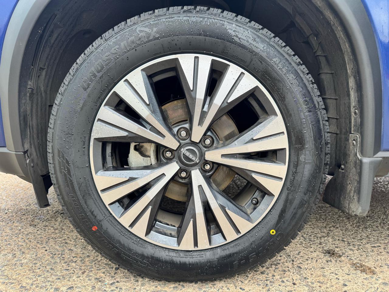 Nissan Rogue FWD SV 2022
