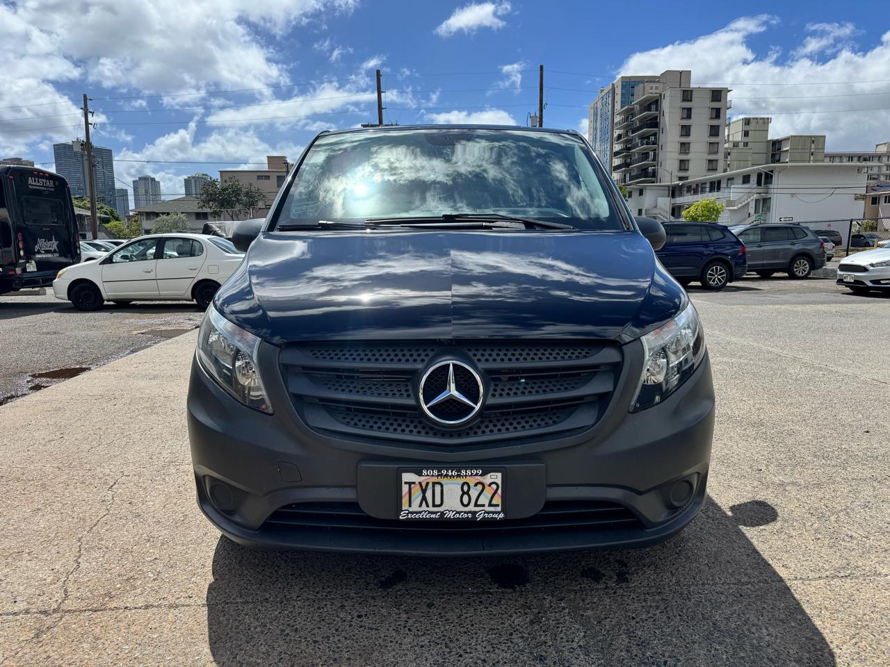 Mercedes-Benz Metris Passenger Van Standard Roof 126" Wheelbase 2019