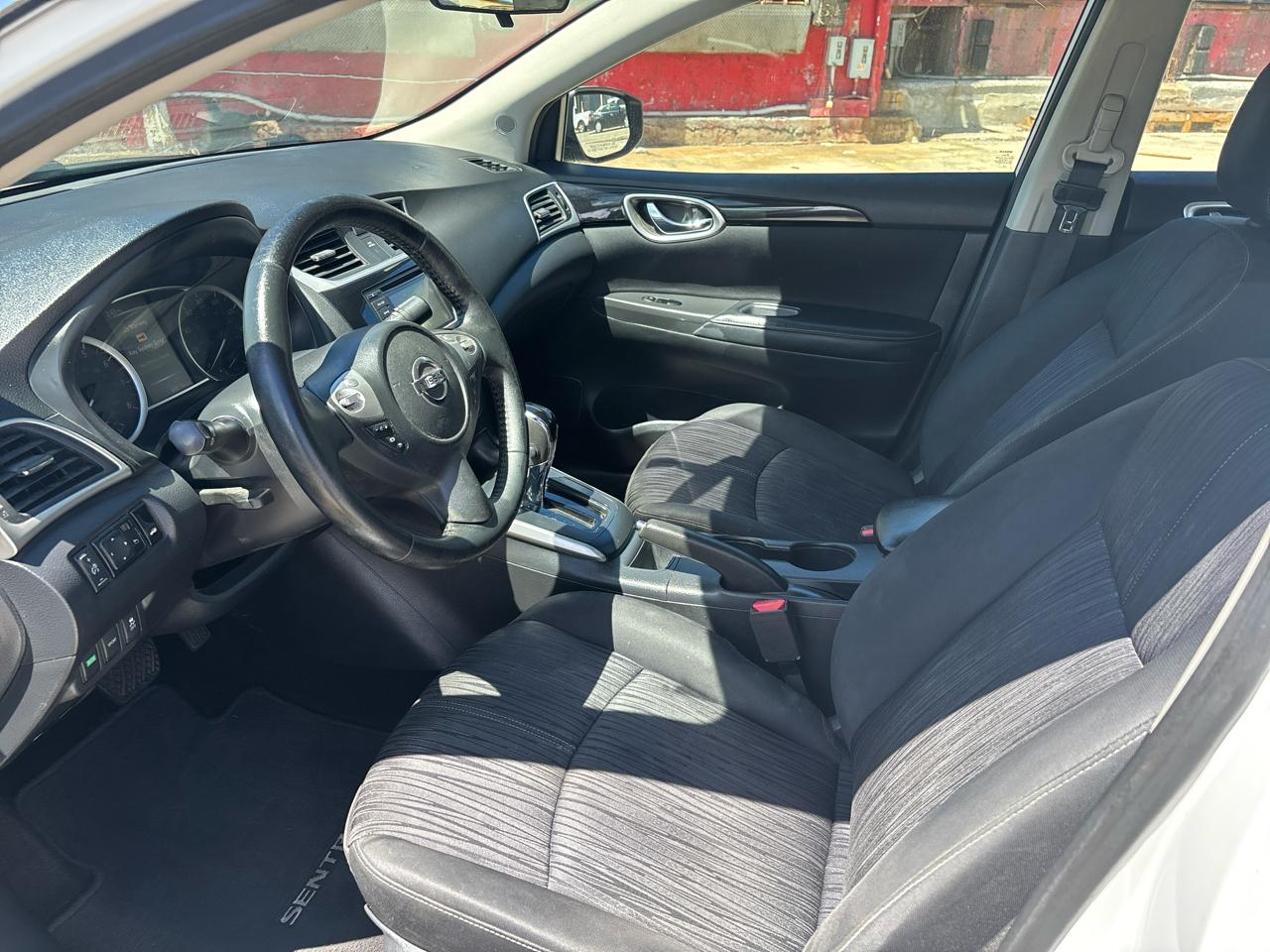 Nissan Sentra SV CVT 2018