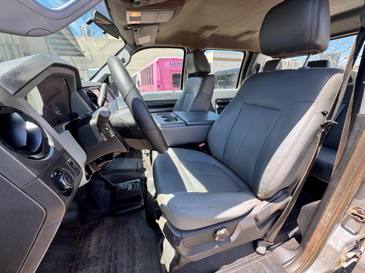 Ford Super Duty F-250 SRW 4WD Crew Cab 156" Platinum 2013