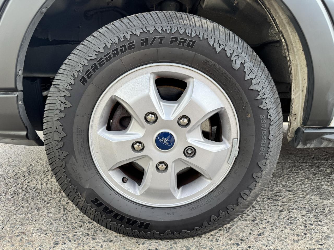 Ford Transit Van T-250 130" Low Rf 9000 GVWR Sliding RH Dr 2019