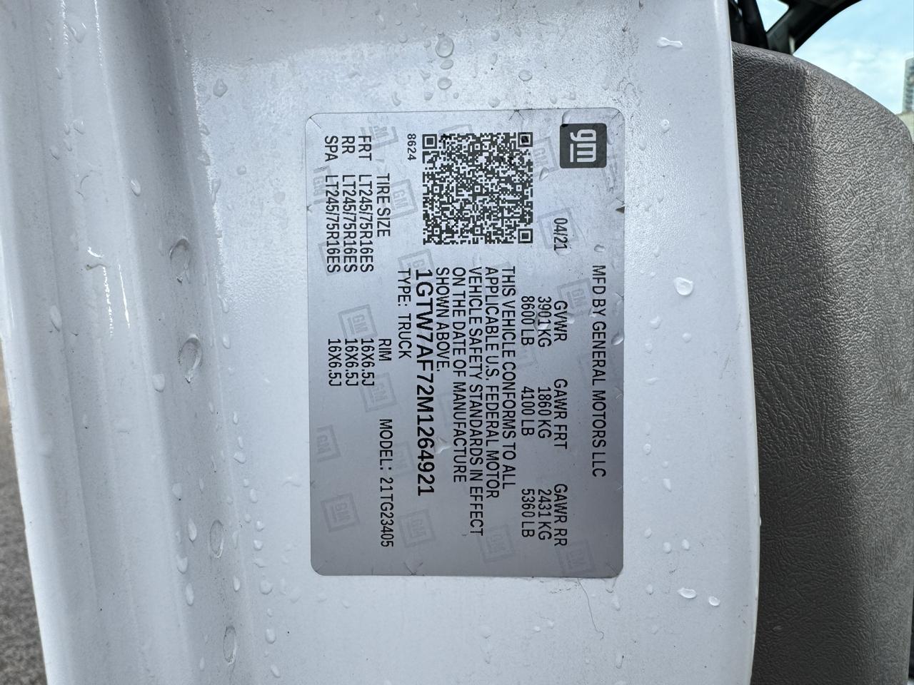 GMC Savana Cargo Van RWD 2500 135" 2021