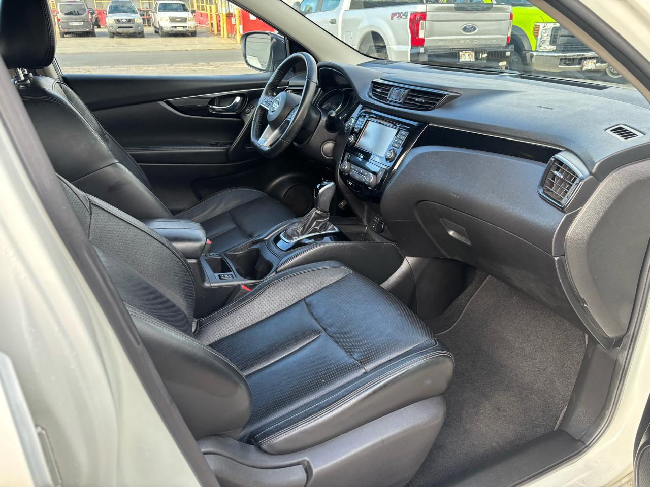 Nissan Rogue Sport FWD SL 2017