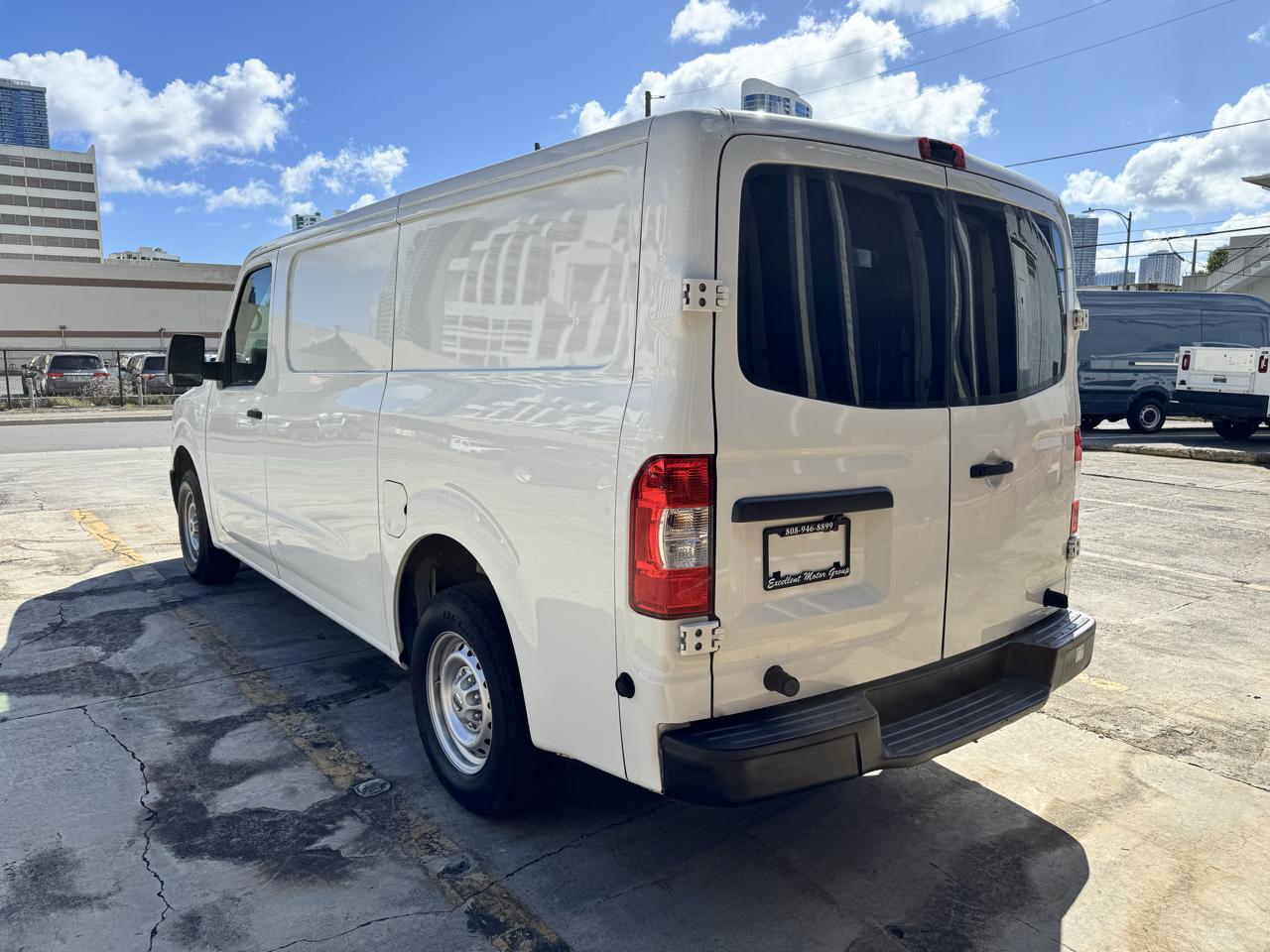 Nissan NV Cargo NV1500 Standard Roof V6 S 2017