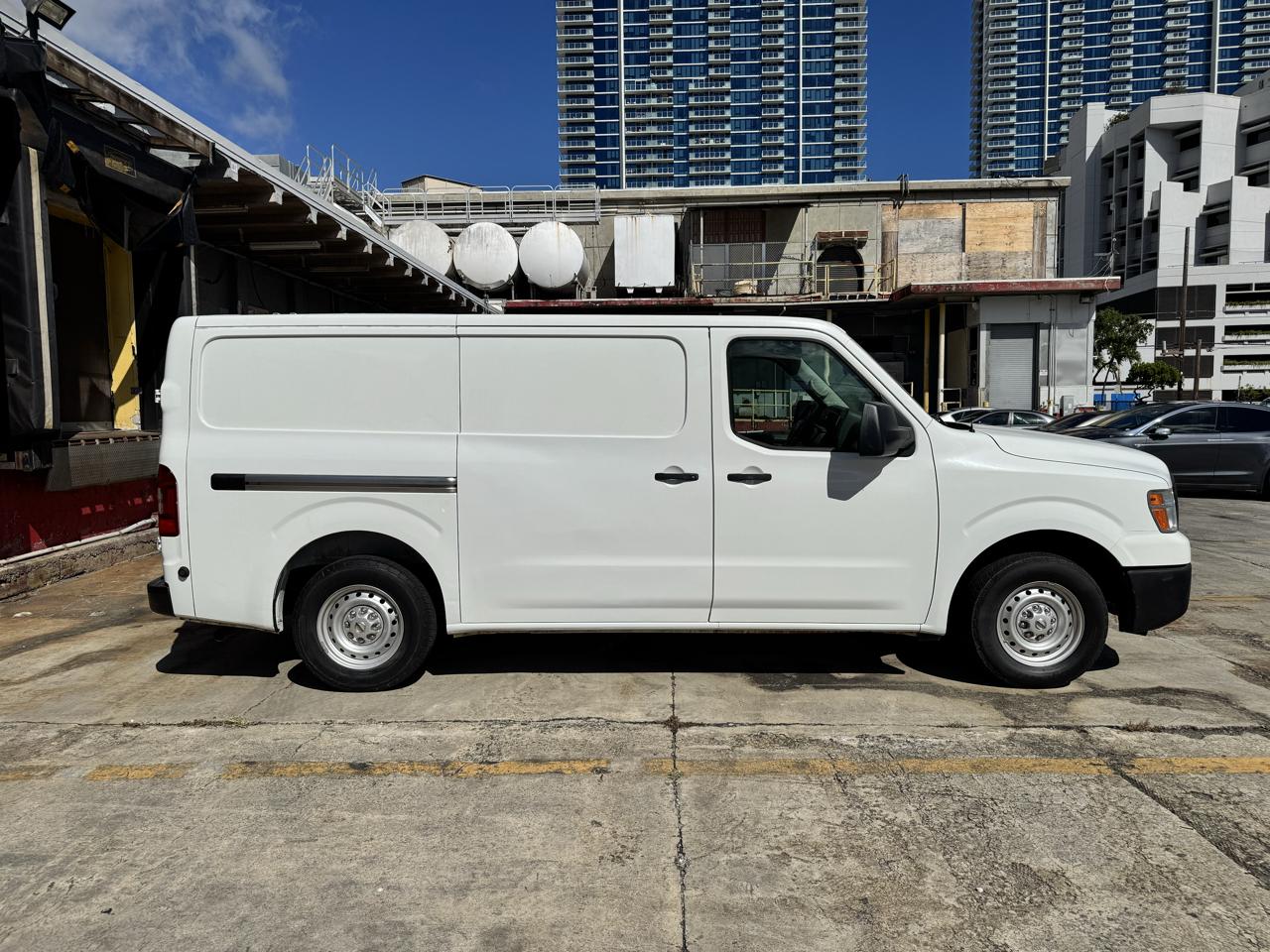 Nissan NV Cargo NV1500 Standard Roof V6 S 2017