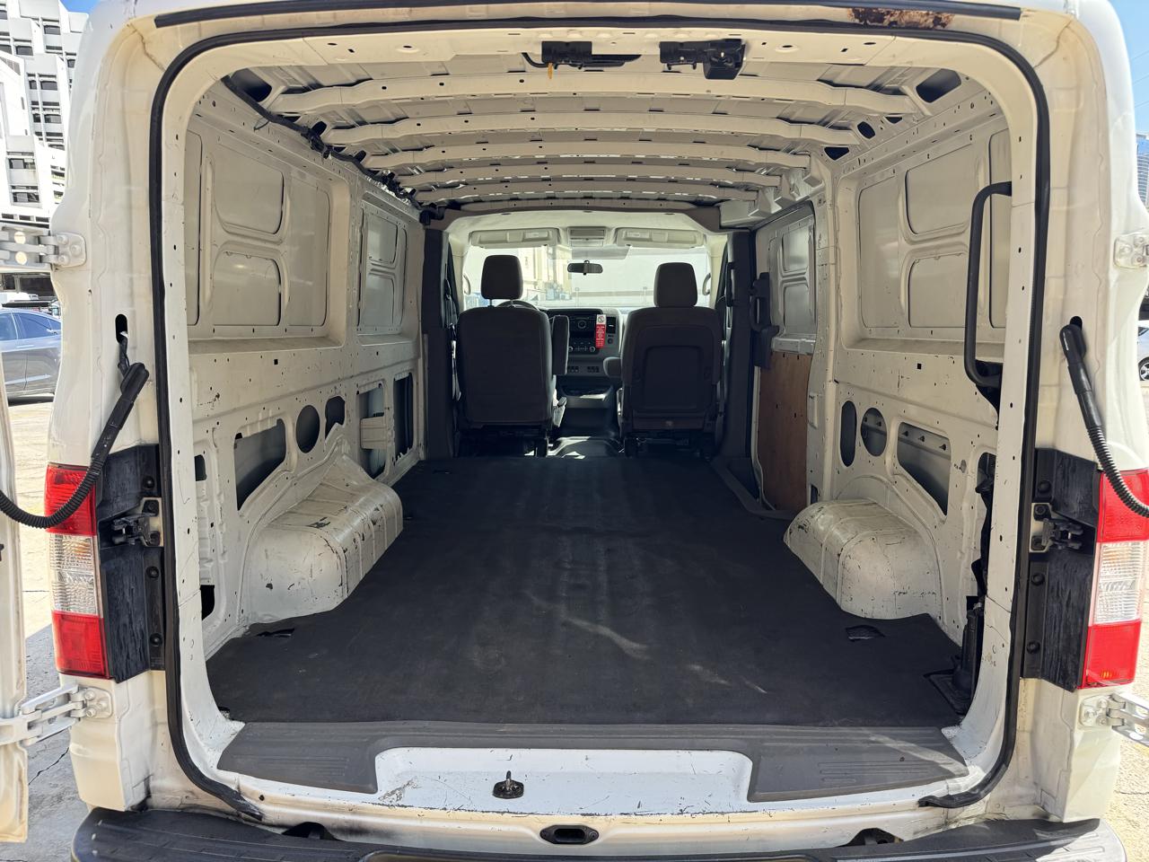 Nissan NV Cargo NV1500 Standard Roof V6 S 2017