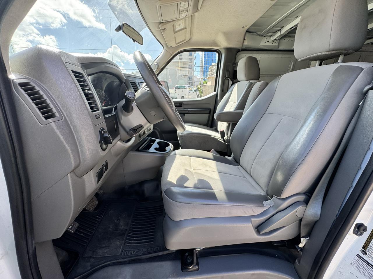 Nissan NV Cargo NV1500 Standard Roof V6 S 2017