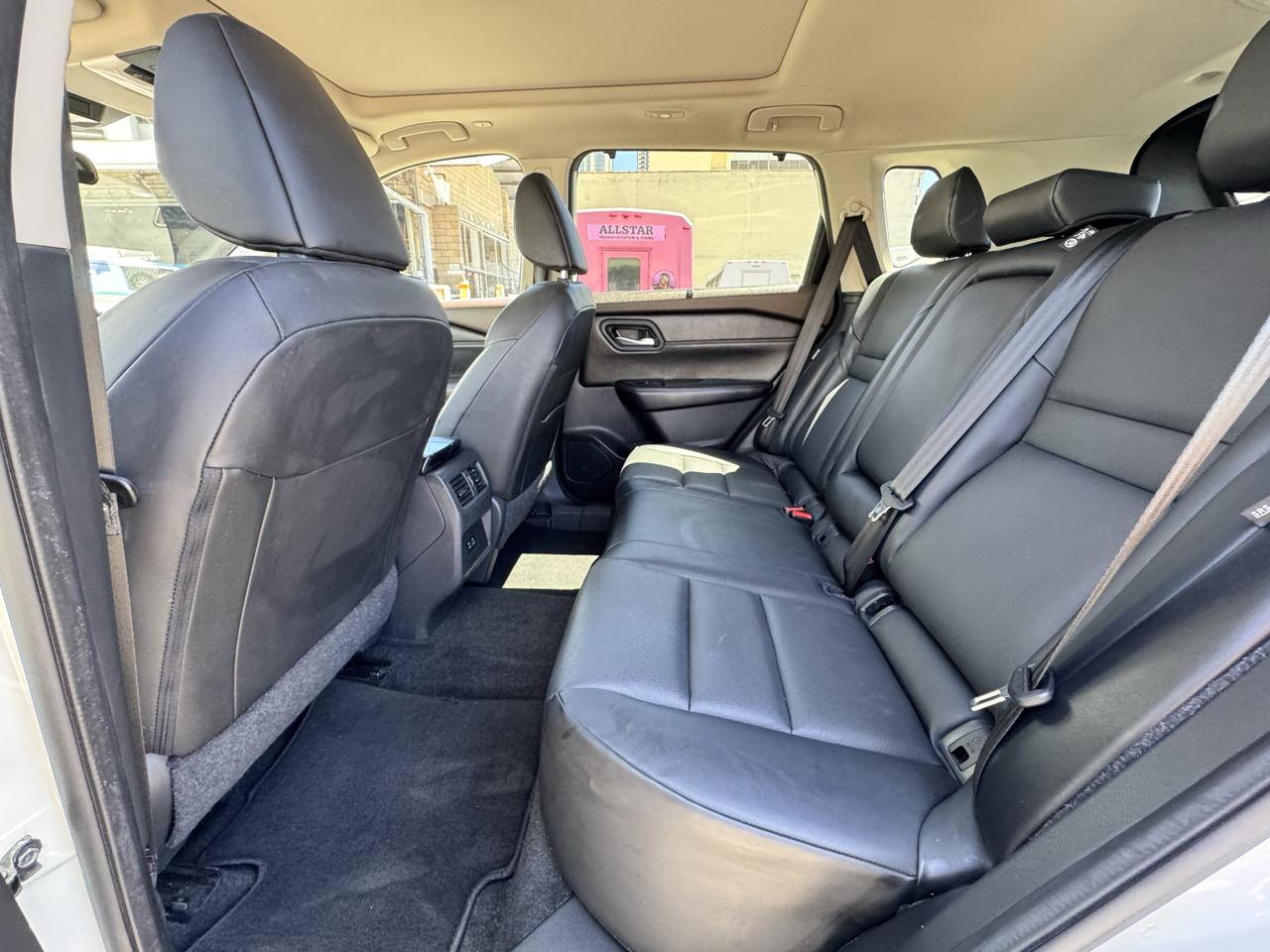 Nissan Rogue FWD SV *Ltd Avail* 2023