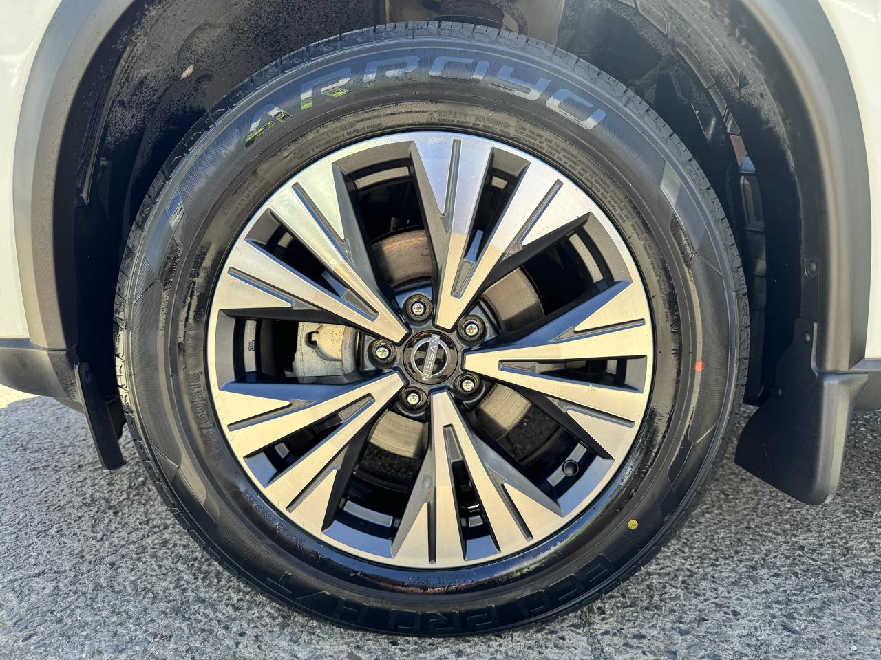 Nissan Rogue FWD SV *Ltd Avail* 2023