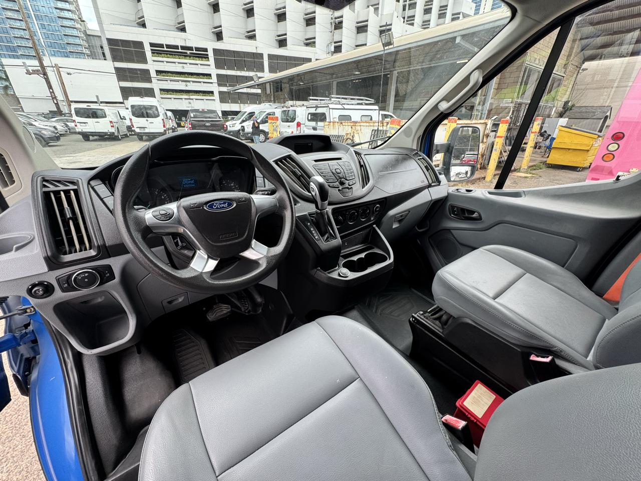 Ford Transit Van T-250 148" Med Rf 9000 GVWR Sliding RH Dr 2018