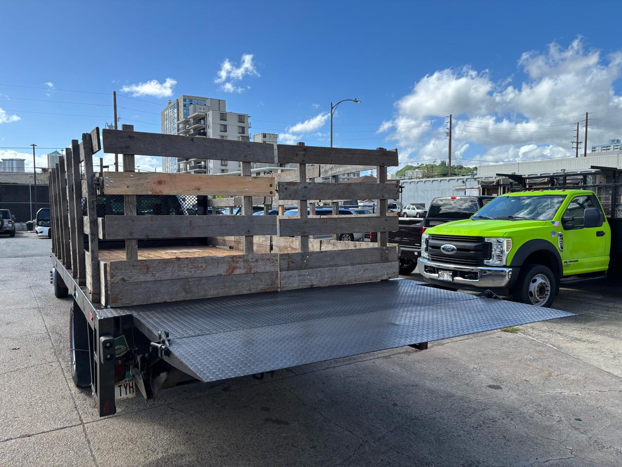 Ford Super Duty F-550 DRW XLT 4WD Reg Cab 145" WB 60" CA 2019