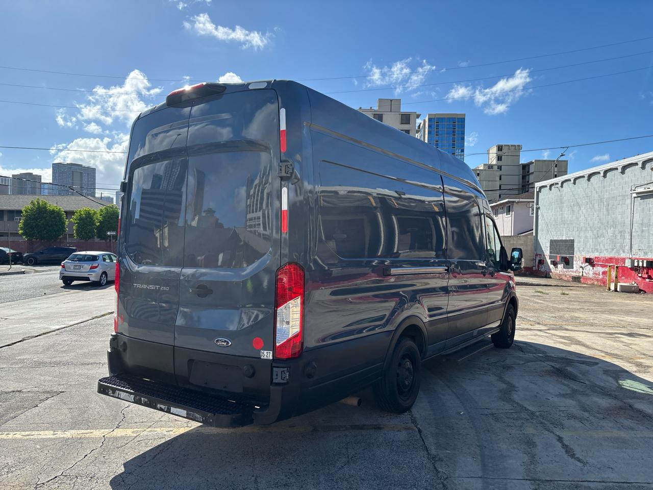 Ford Transit Cargo Van T-250 148" EL Hi Rf 9070 GVWR RWD 2020