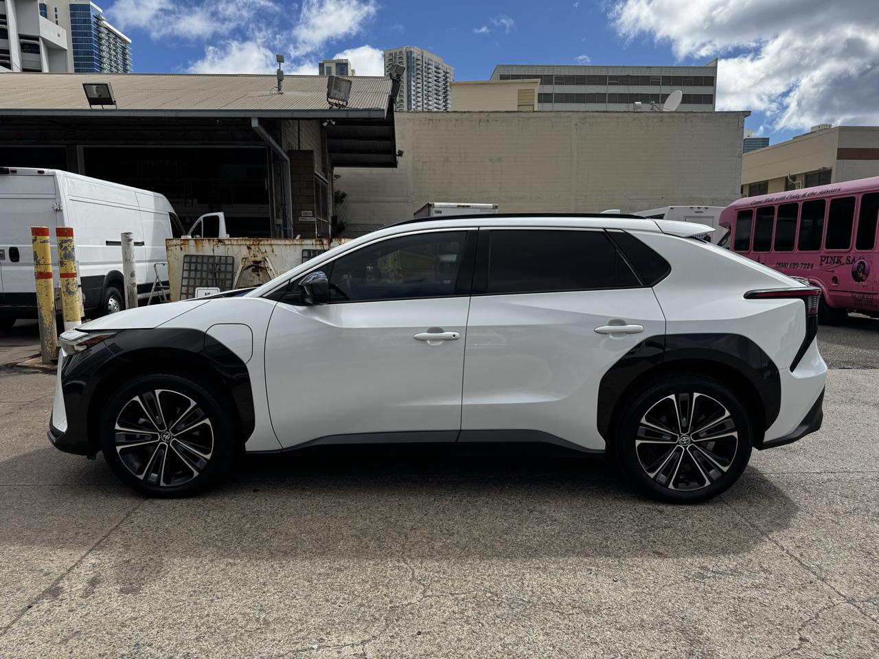 Toyota BZ4X Limited AWD (Natl) 2023