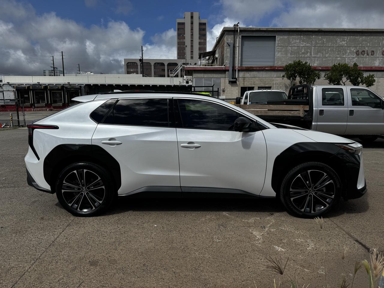 Toyota BZ4X Limited AWD (Natl) 2023