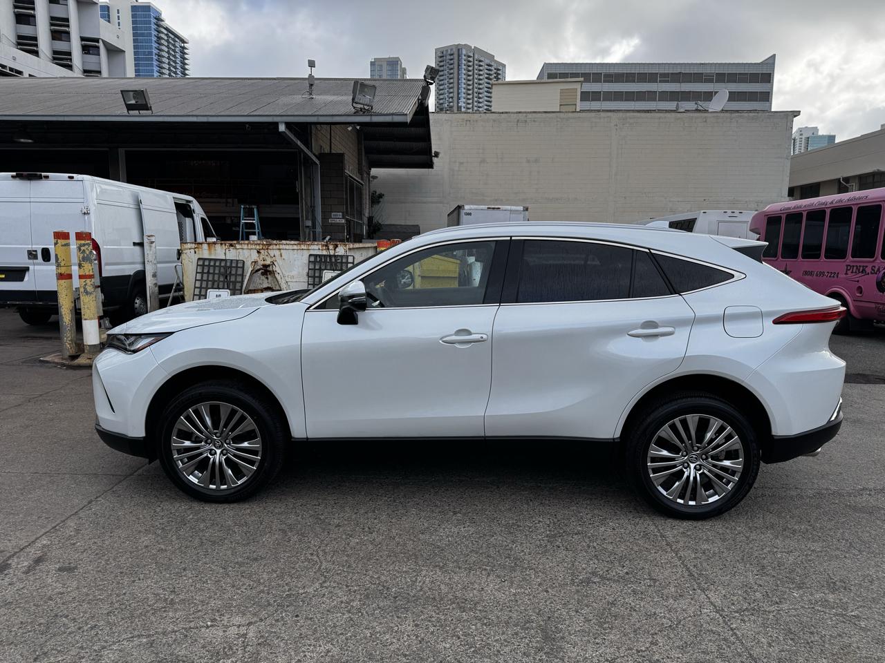 Toyota Venza Nightshade AWD (Natl) 2024
