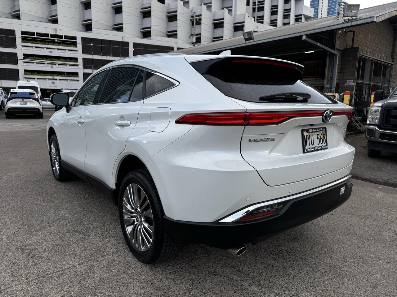 Toyota Venza Nightshade AWD (Natl) 2024