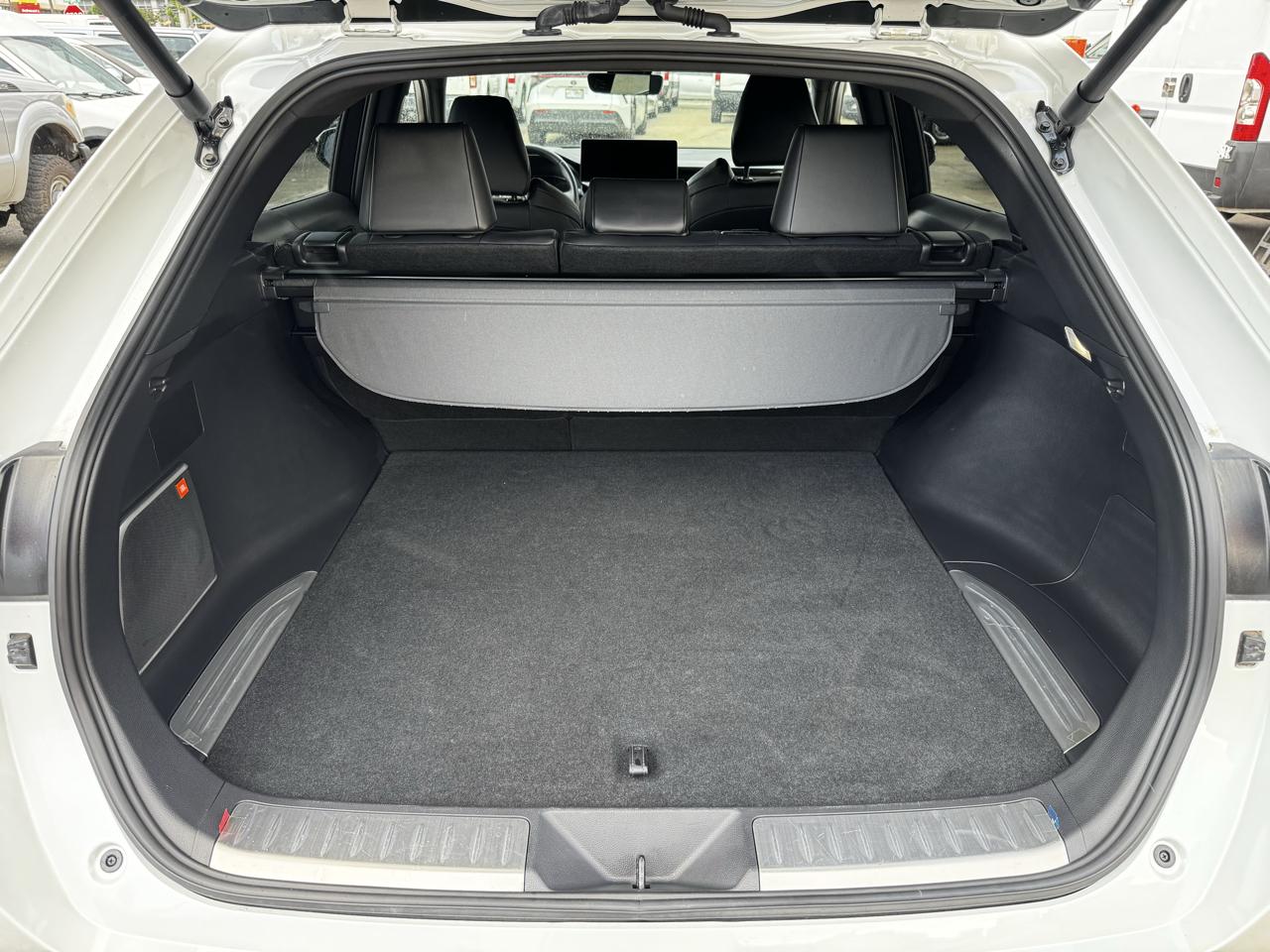 Toyota Venza Nightshade AWD (Natl) 2024
