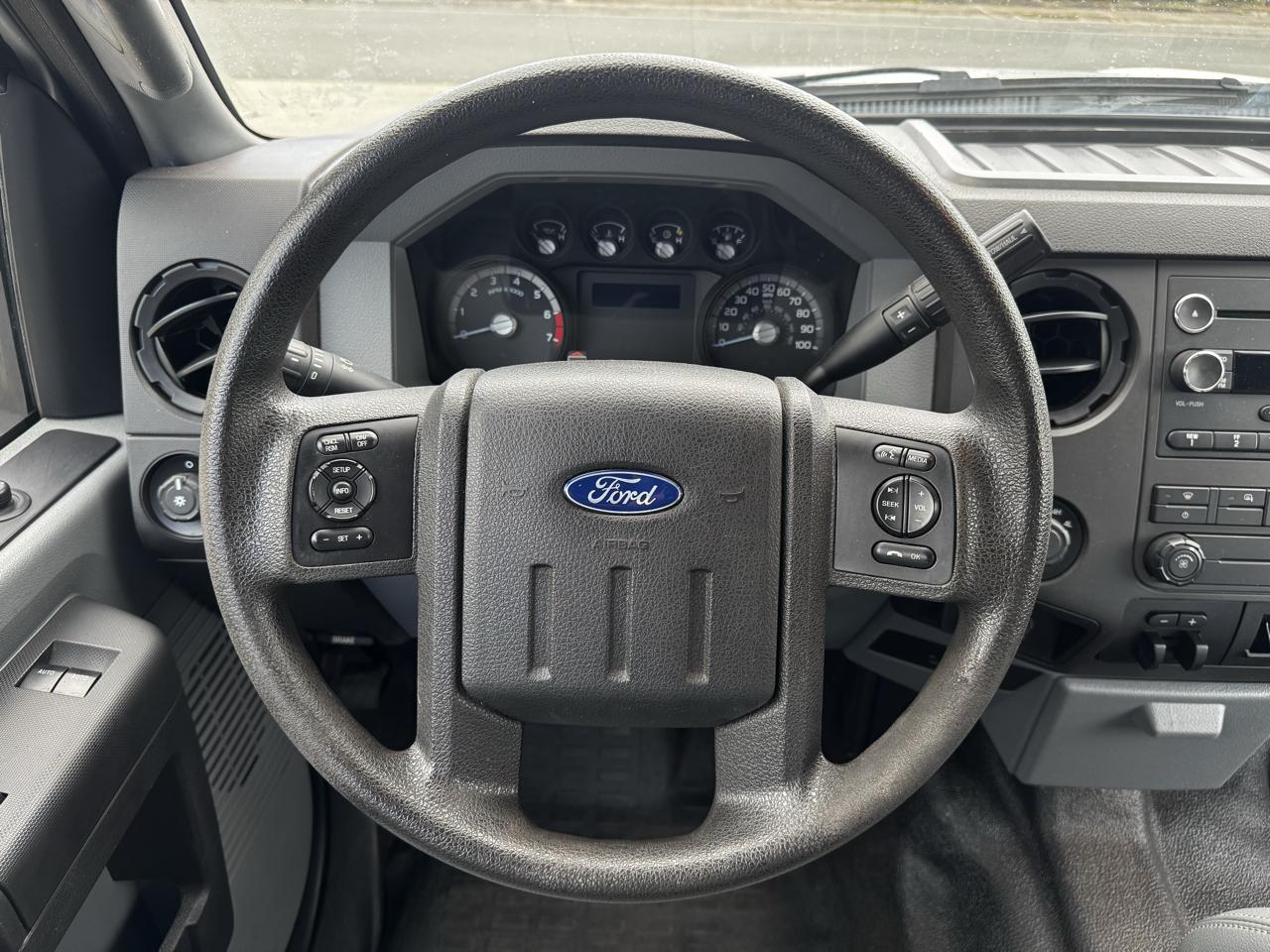 Ford Super Duty F-350 DRW 4WD SuperCab 158" Lariat 2016