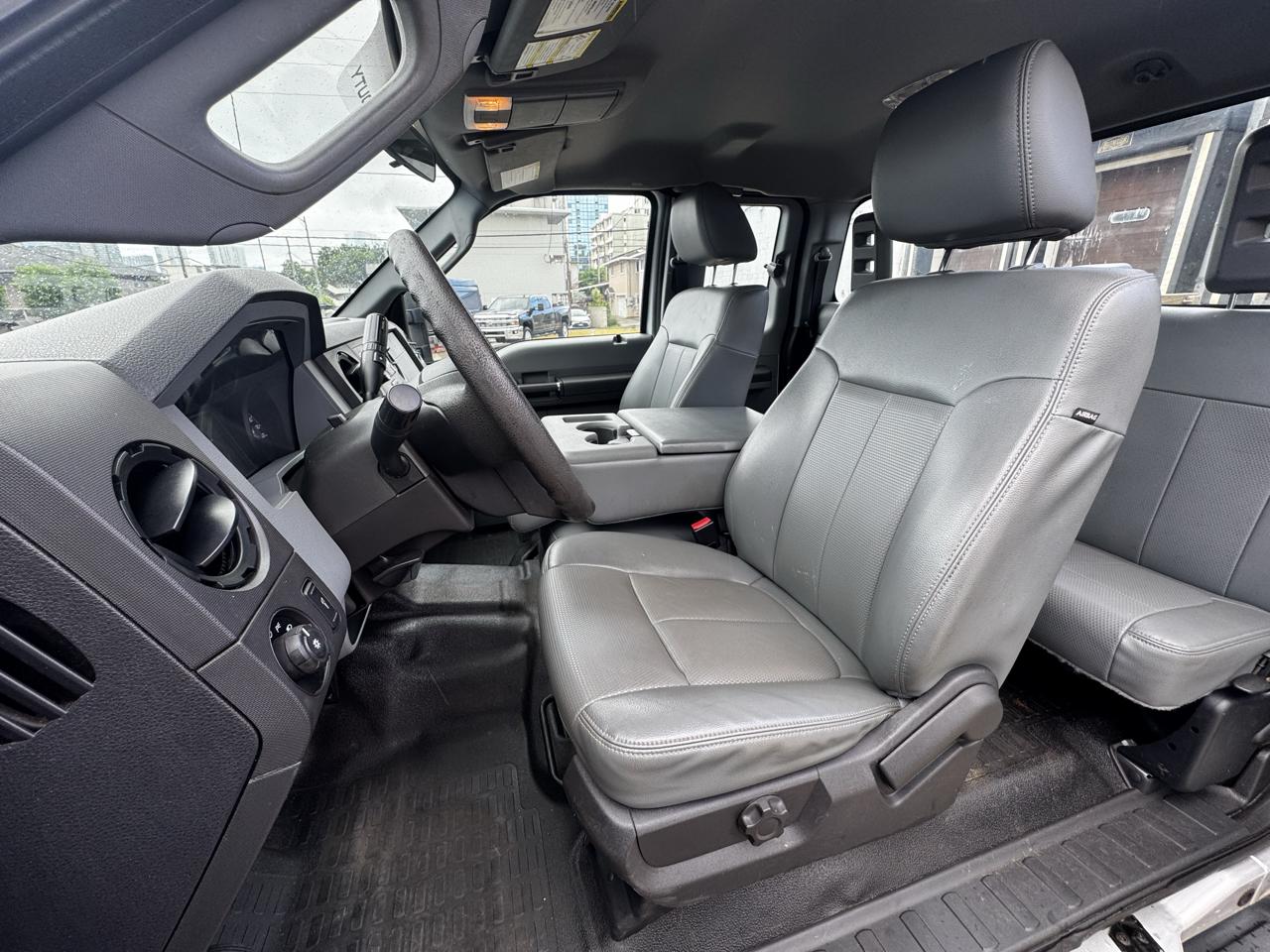 Ford Super Duty F-350 DRW 4WD SuperCab 158" Lariat 2016