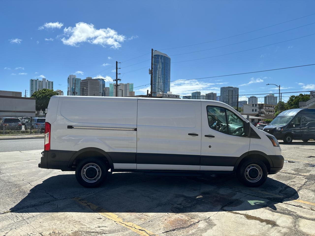 Ford Transit Van T-250 148" Low Rf 9000 GVWR Sliding RH Dr 2018