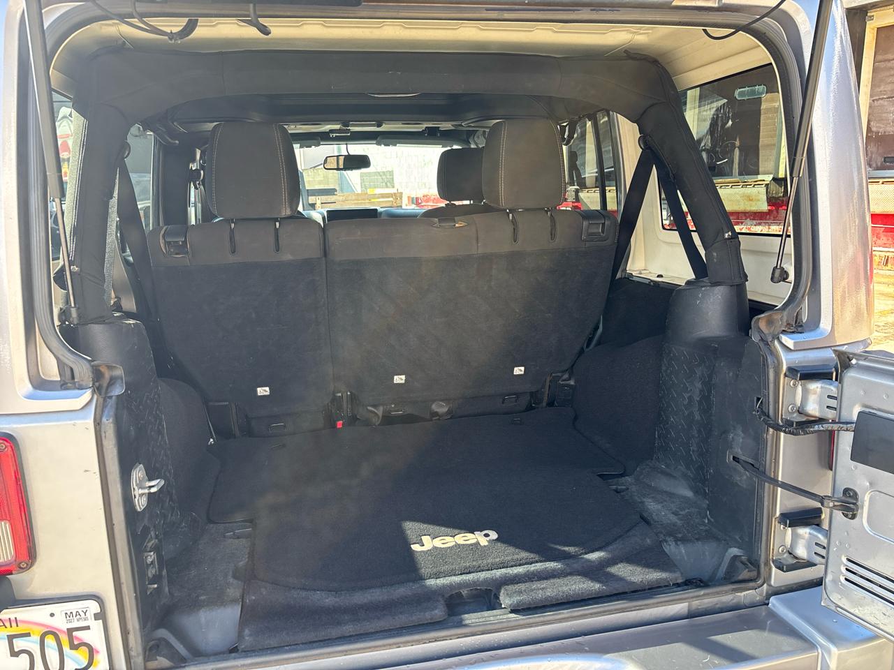 Jeep Wrangler Unlimited 4WD 4dr Sahara 2016
