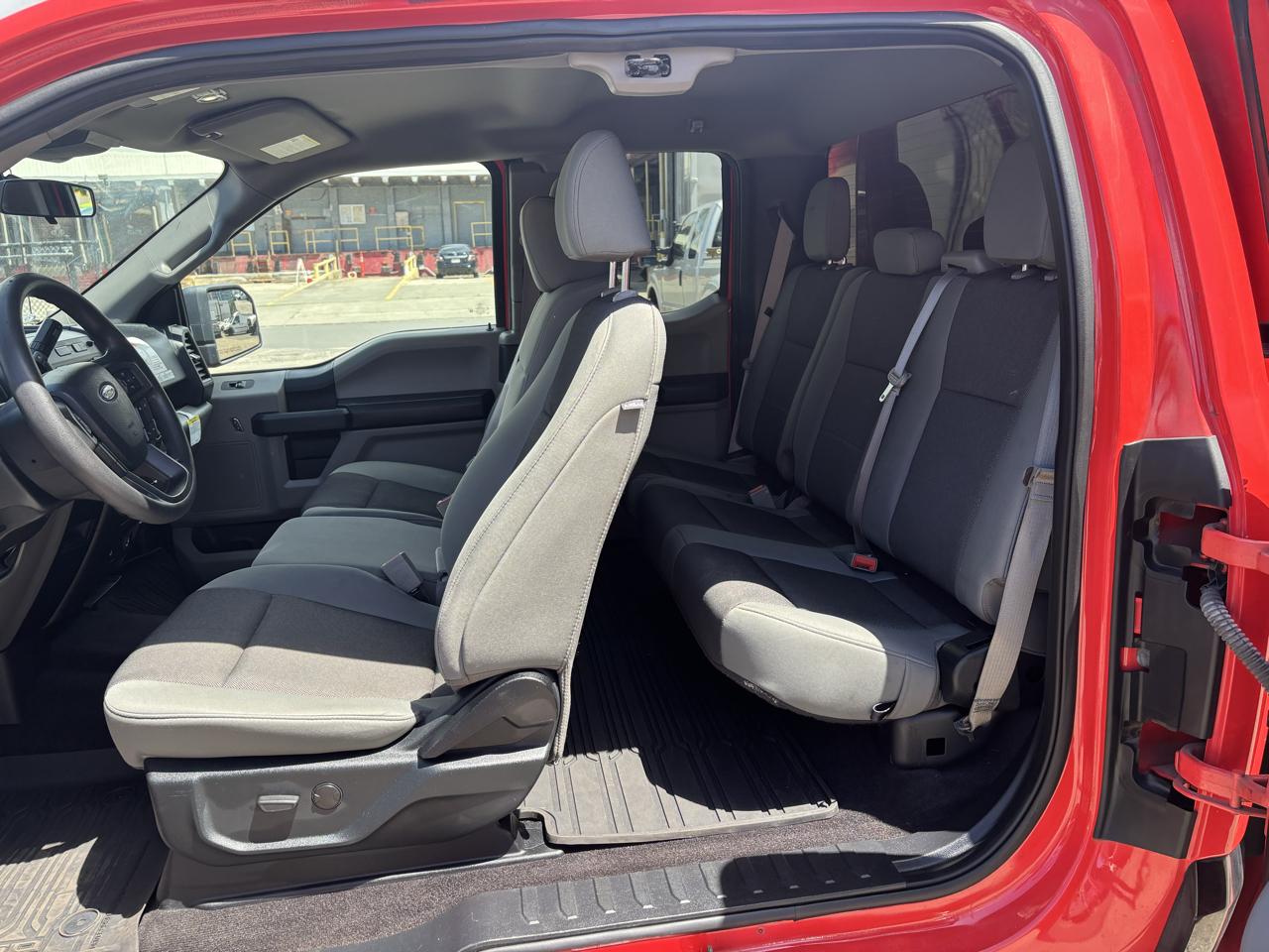 Ford F-150 2WD Supercab 163" XL 2020