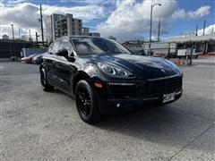 2015 Porsche Macan 